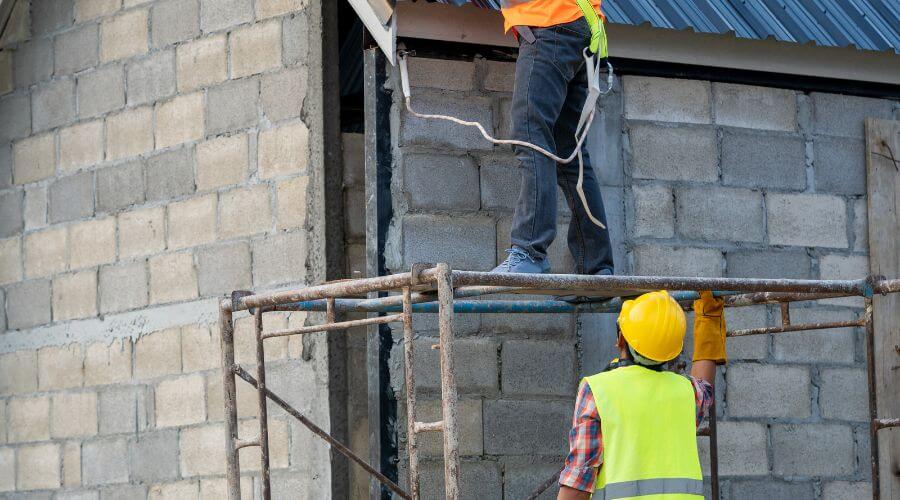 Expert Emergency Roof Repairs services in Joshua Tree, CA